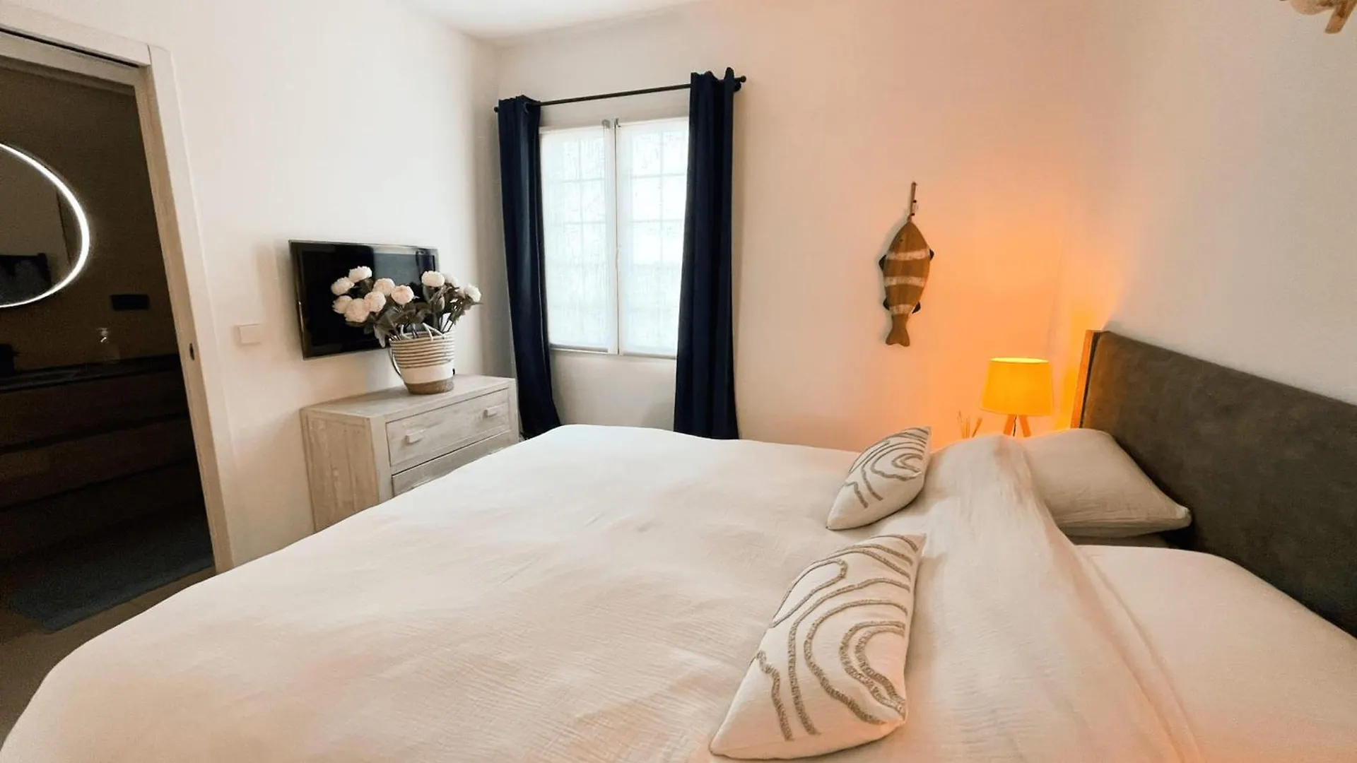 Superb Ground Floor Apartment On The Beach In Port Grimaud!