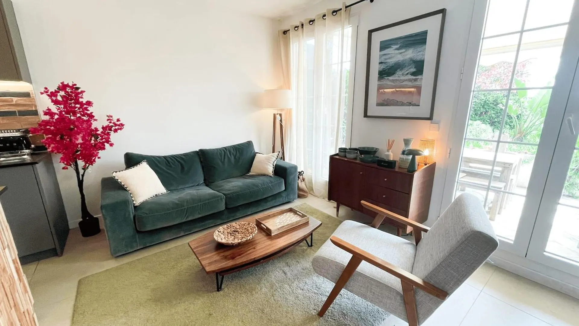 Superb Ground Floor Apartment On The Beach In Port Grimaud! 0*, Grimaud Francja