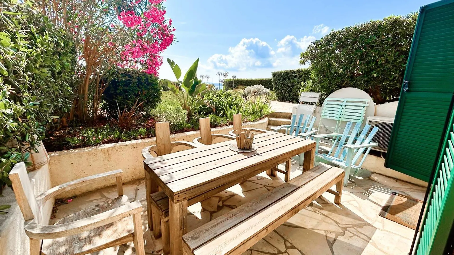 Superb Ground Floor Apartment On The Beach In Port Grimaud!  Grimaud